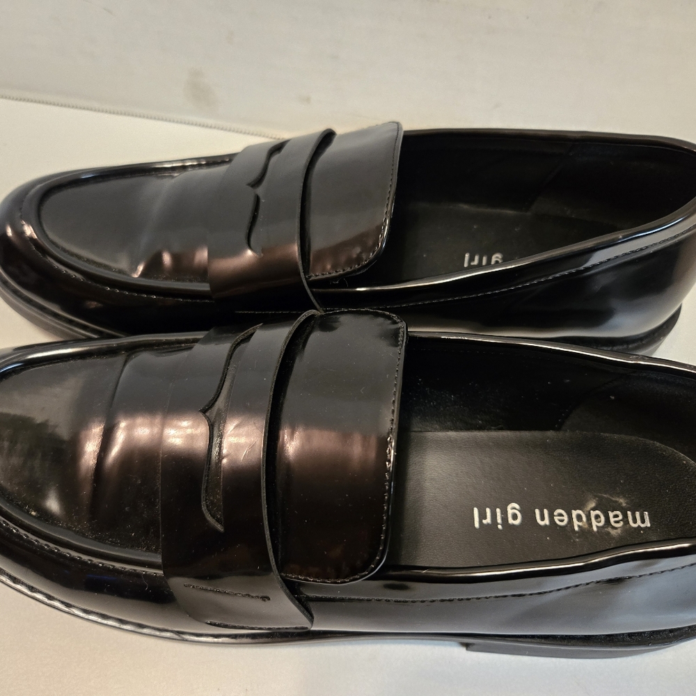 Madden Girl   Women's Penny Loafers Black Block Heel Size 10 - Picture 7 of 13